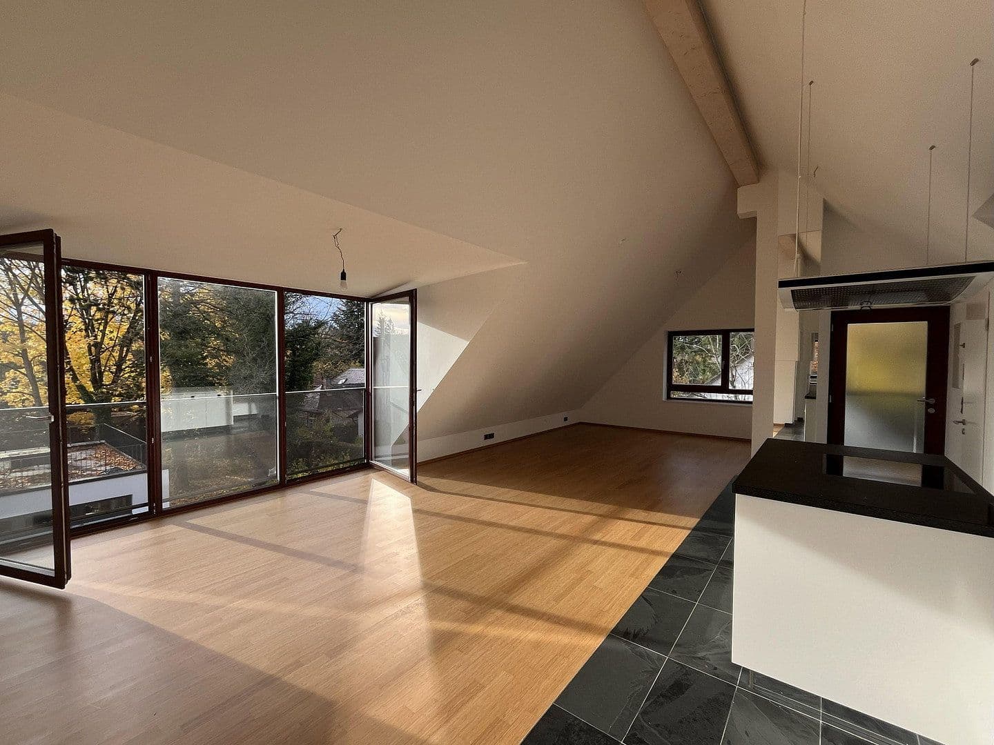 Pronájem bytu 3+1 72 m², München, Bavorsko Pronájem bytu 3+1 72 m², München, Bavorsko