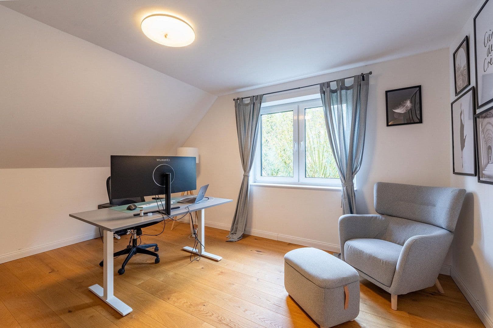 Prodej domu 117 m², pozemek 264 m², Kolberger Str., Stade, Dolní Sasko Prodej domu 117 m², pozemek 264 m², Kolberger Str., Stade, Dolní Sasko