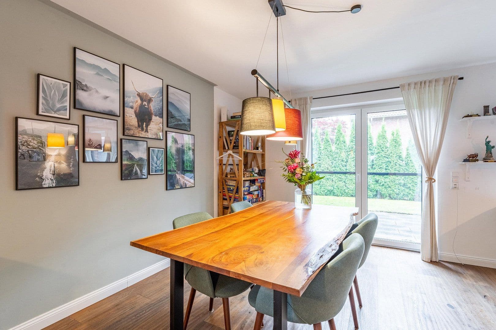 Prodej domu 117 m², pozemek 264 m², Kolberger Str., Stade, Dolní Sasko Prodej domu 117 m², pozemek 264 m², Kolberger Str., Stade, Dolní Sasko