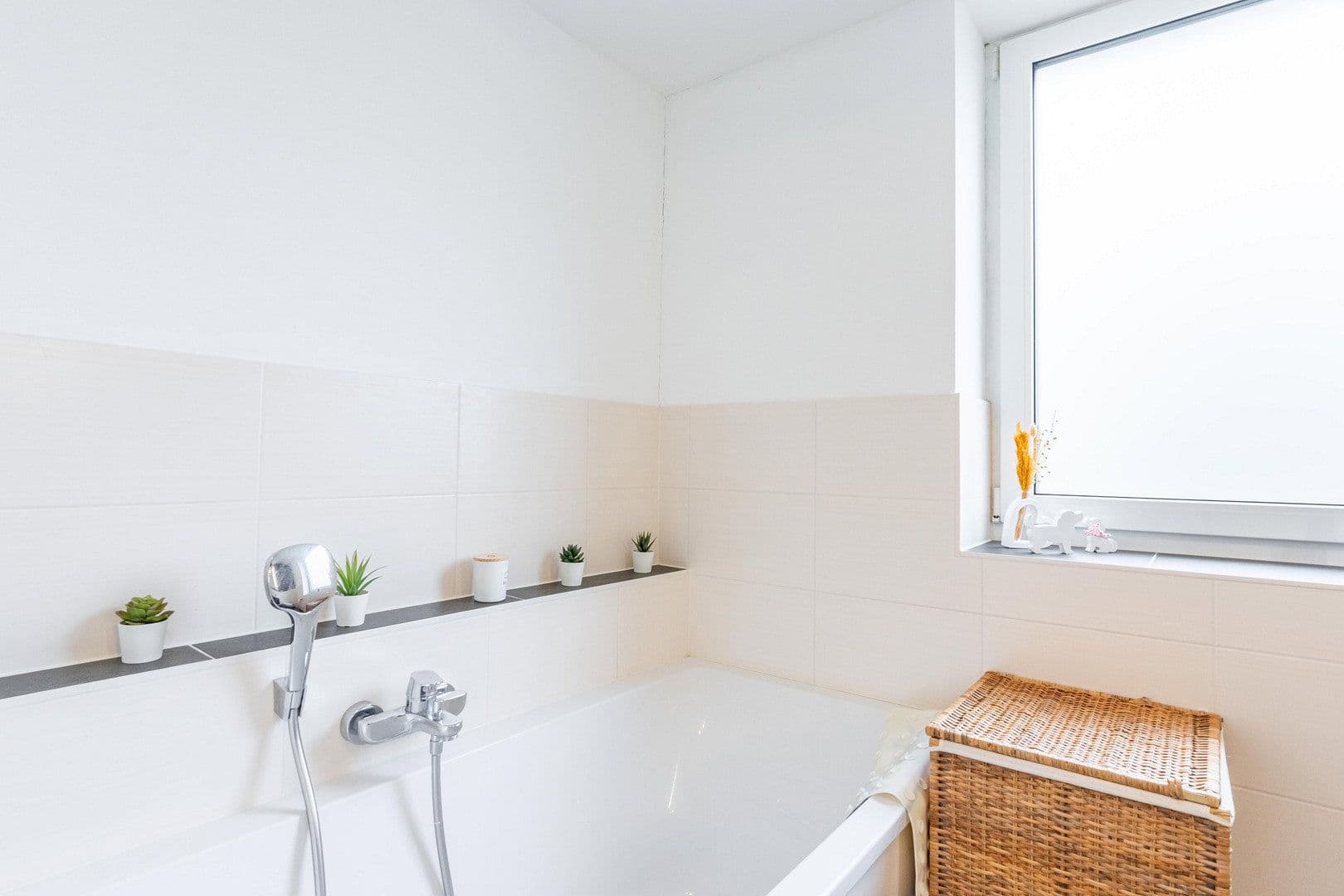 Prodej domu 117 m², pozemek 264 m², Kolberger Str., Stade, Dolní Sasko Prodej domu 117 m², pozemek 264 m², Kolberger Str., Stade, Dolní Sasko