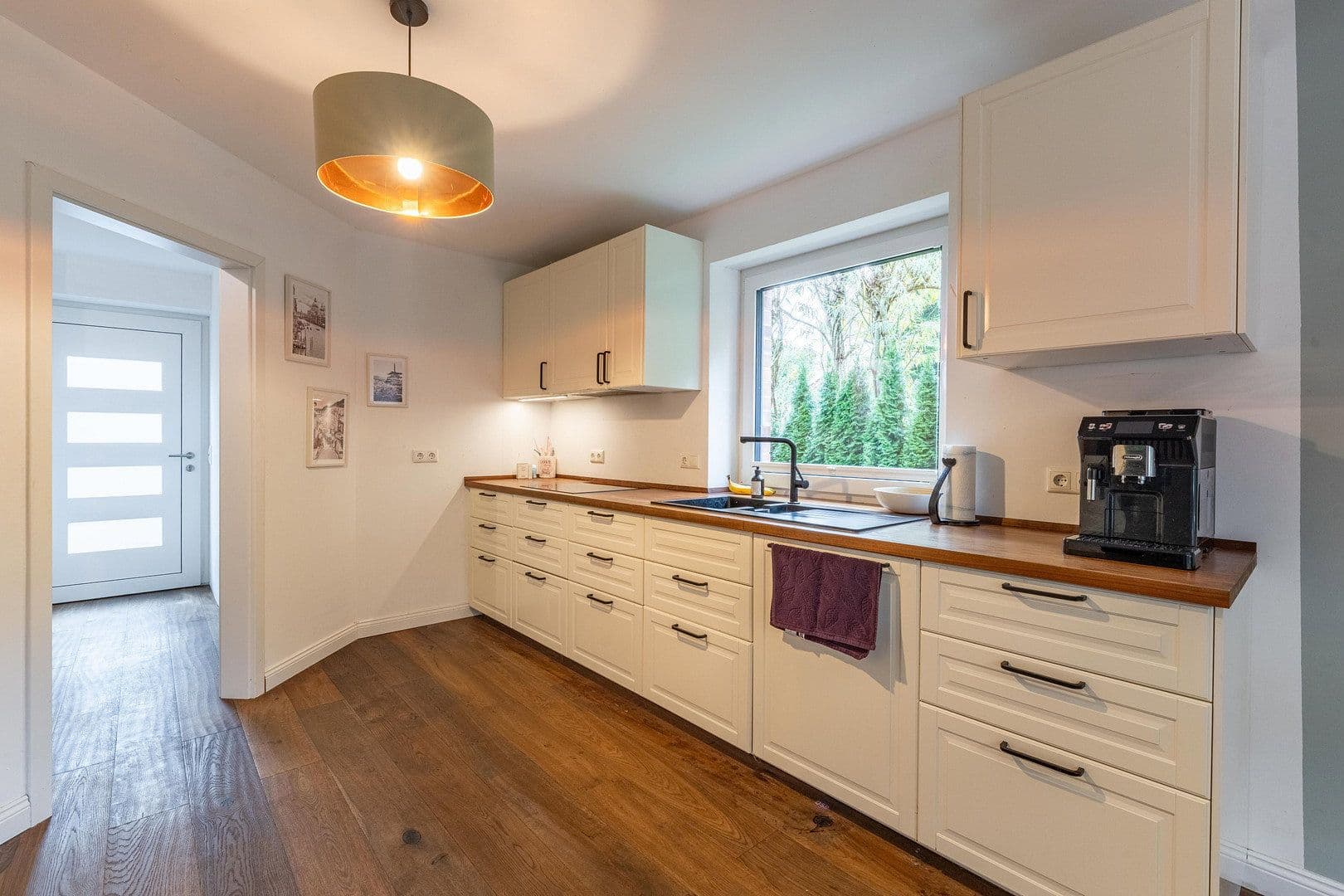 Prodej domu 117 m², pozemek 264 m², Kolberger Str., Stade, Dolní Sasko Prodej domu 117 m², pozemek 264 m², Kolberger Str., Stade, Dolní Sasko