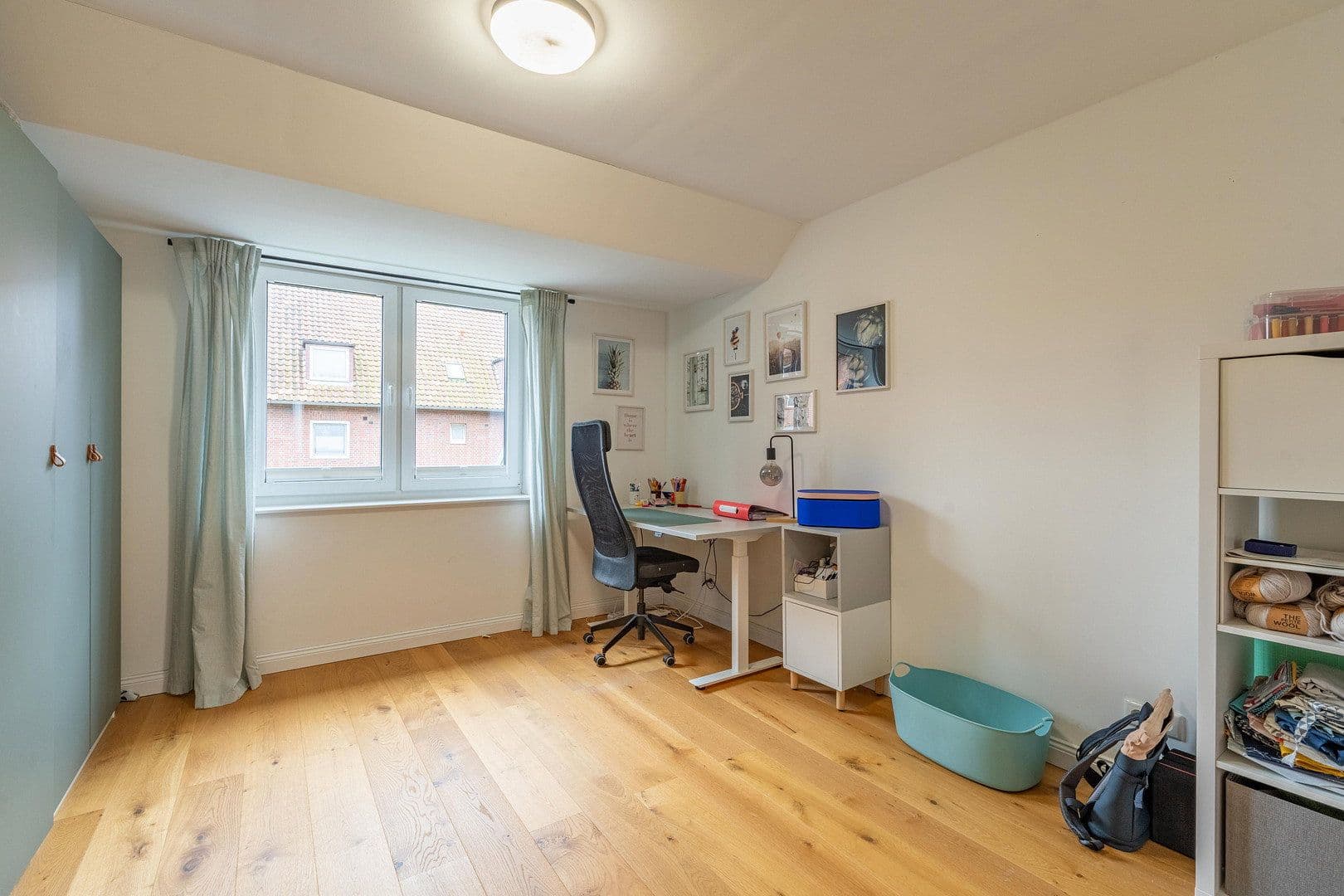 Prodej domu 117 m², pozemek 264 m², Kolberger Str., Stade, Dolní Sasko Prodej domu 117 m², pozemek 264 m², Kolberger Str., Stade, Dolní Sasko