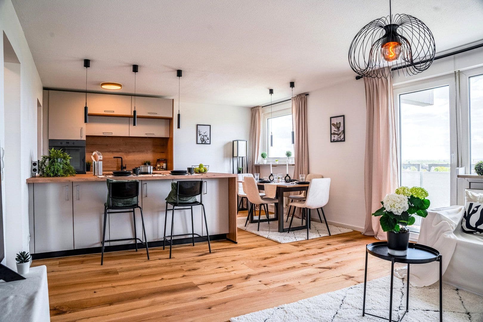 Prodej bytu 3+1 88 m², Goethering 54, Stein, Bavorsko Prodej bytu 3+1 88 m², Goethering 54, Stein, Bavorsko