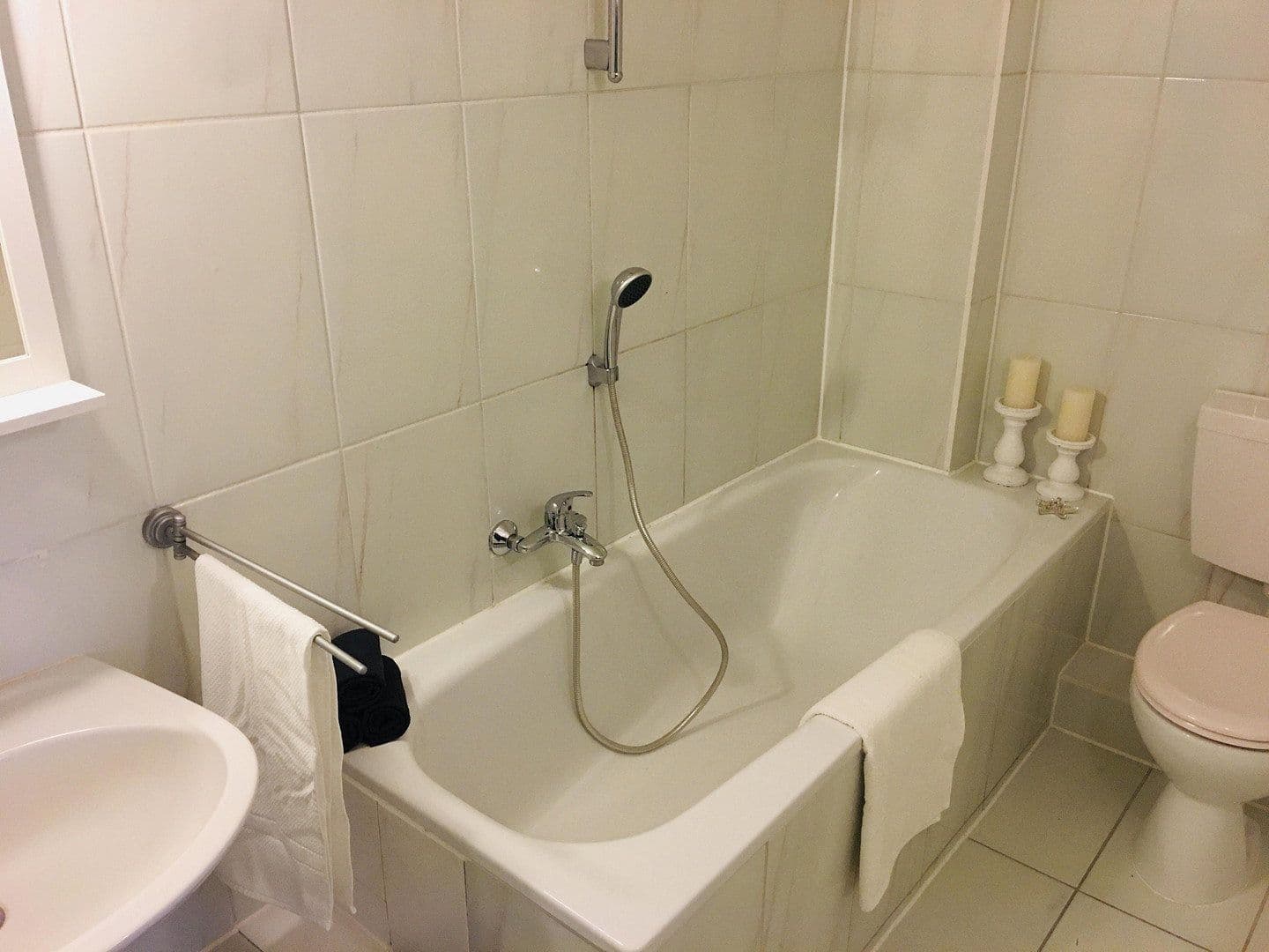 Pronájem bytu 2+1 61 m², Köln, Severní Porýní-Vestfálsko Pronájem bytu 2+1 61 m², Köln, Severní Porýní-Vestfálsko