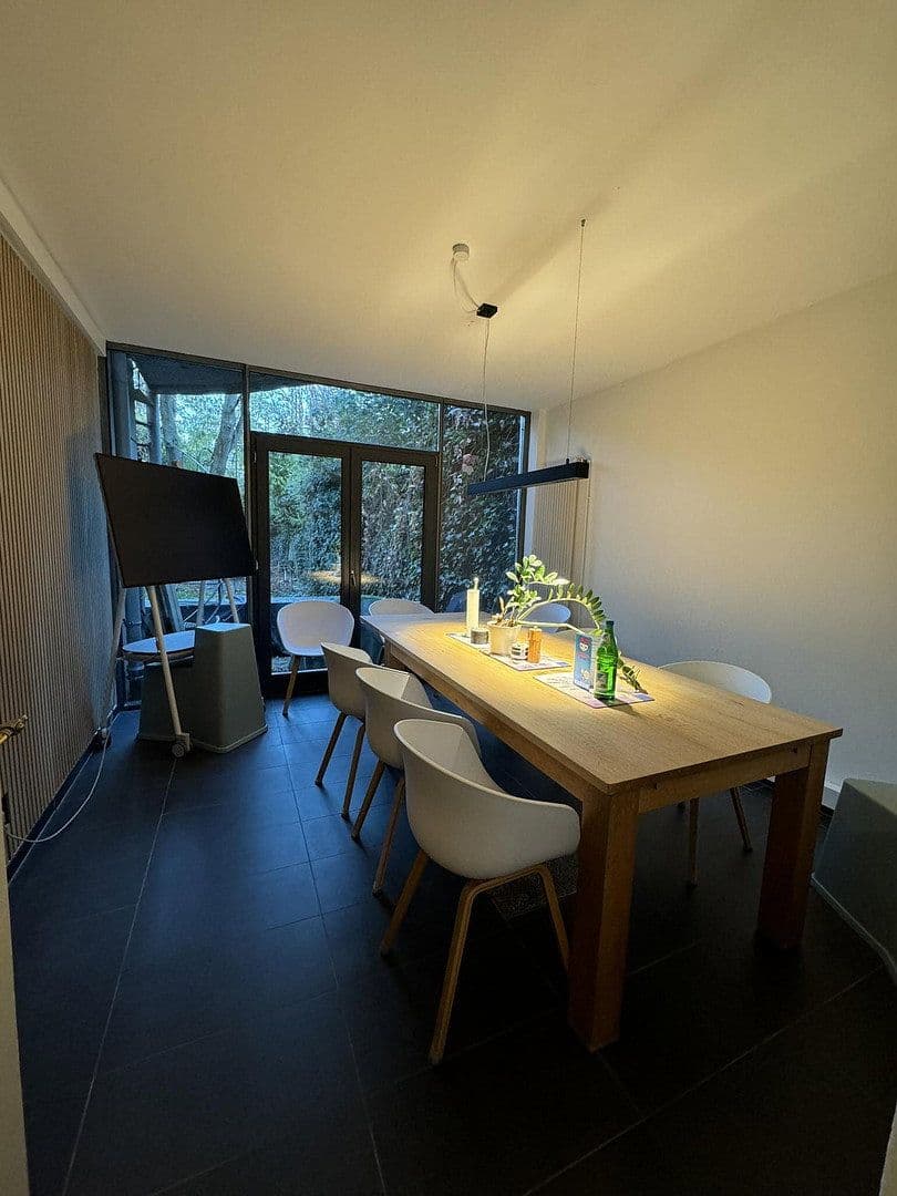 Pronájem kanceláře 143 m², Prinz-Albert-Strasse 13, Bonn, Severní Porýní-Vestfálsko Pronájem kanceláře 143 m², Prinz-Albert-Strasse 13, Bonn, Severní Porýní-Vestfálsko