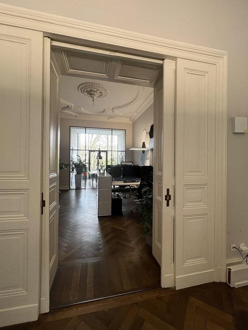 Pronájem kanceláře 143 m², Prinz-Albert-Strasse 13, Bonn, Severní Porýní-Vestfálsko Pronájem kanceláře 143 m², Prinz-Albert-Strasse 13, Bonn, Severní Porýní-Vestfálsko