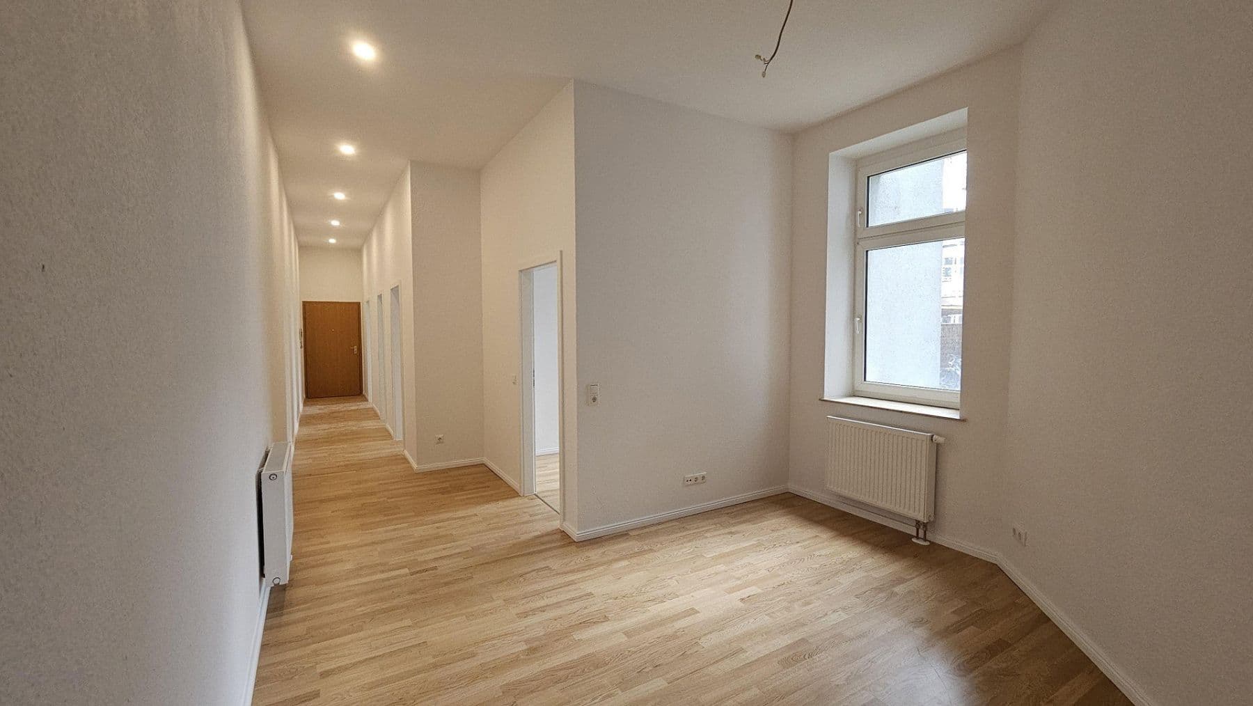 Pronájem bytu 3+1 57 m², Magedburg, Sasko-Anhaltsko Pronájem bytu 3+1 57 m², Magedburg, Sasko-Anhaltsko