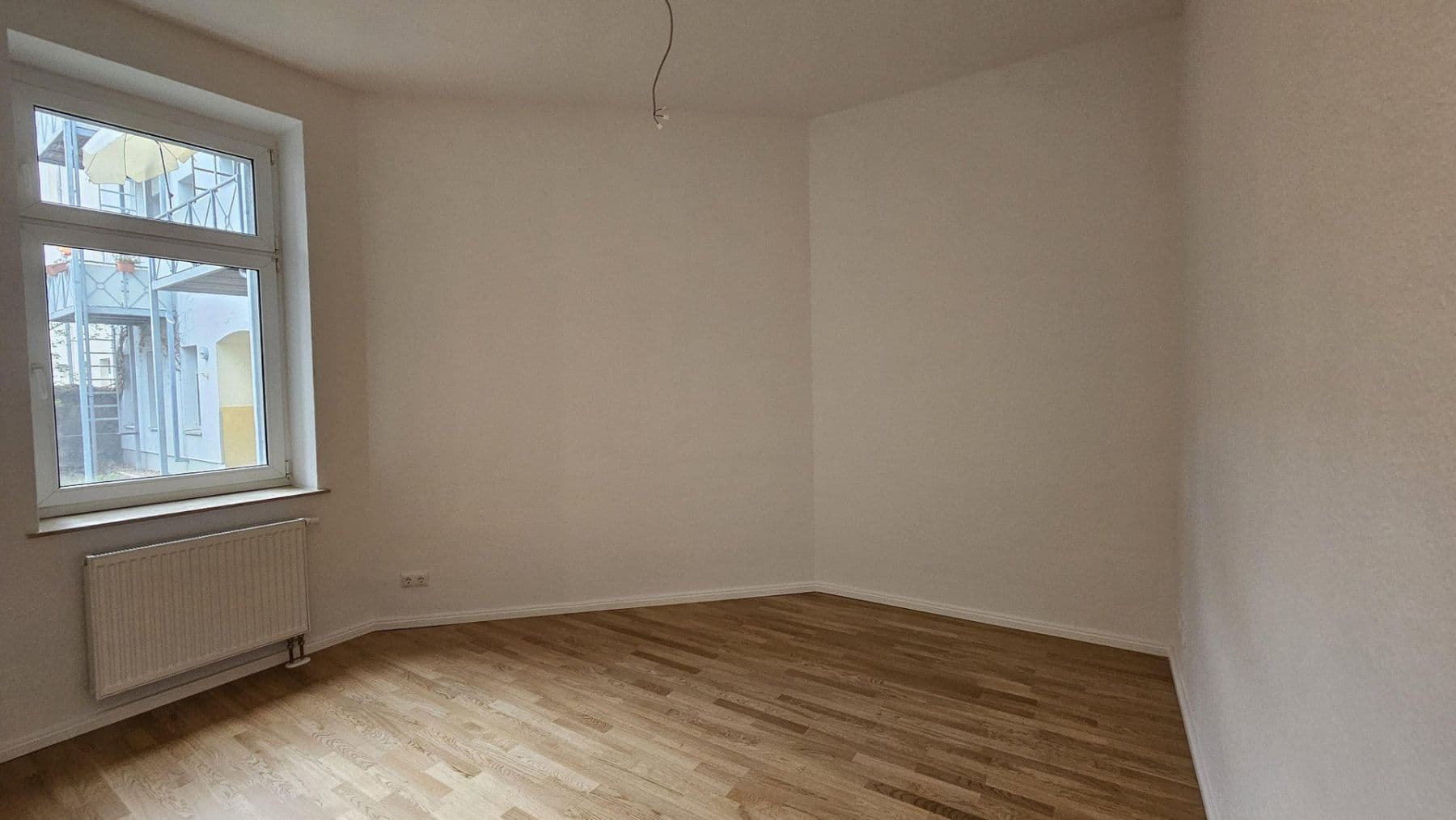 Pronájem bytu 3+1 57 m², Magedburg, Sasko-Anhaltsko Pronájem bytu 3+1 57 m², Magedburg, Sasko-Anhaltsko