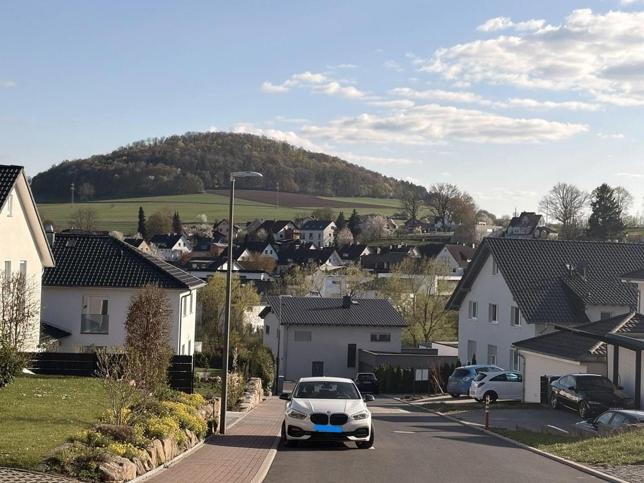 Prodej pozemku 976 m², Heidelsteinweg 2, Petersberg, Hessen Prodej pozemku 976 m², Heidelsteinweg 2, Petersberg, Hessen