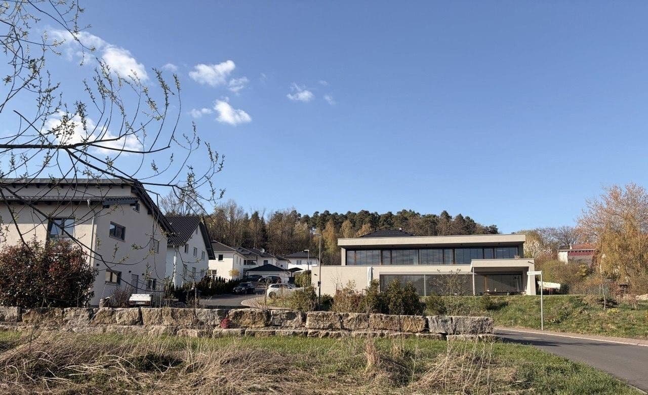Prodej pozemku 976 m², Heidelsteinweg 2, Petersberg, Hessen Prodej pozemku 976 m², Heidelsteinweg 2, Petersberg, Hessen