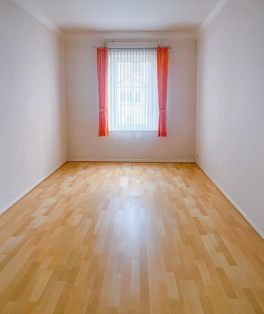 Prodej domu 176 m², pozemek 657 m², Gemarkenstraße 35, Köln - Dellbrück, Severní Porýní-Vestfálsko Prodej domu 176 m², pozemek 657 m², Gemarkenstraße 35, Köln - Dellbrück, Severní Porýní-Vestfálsko