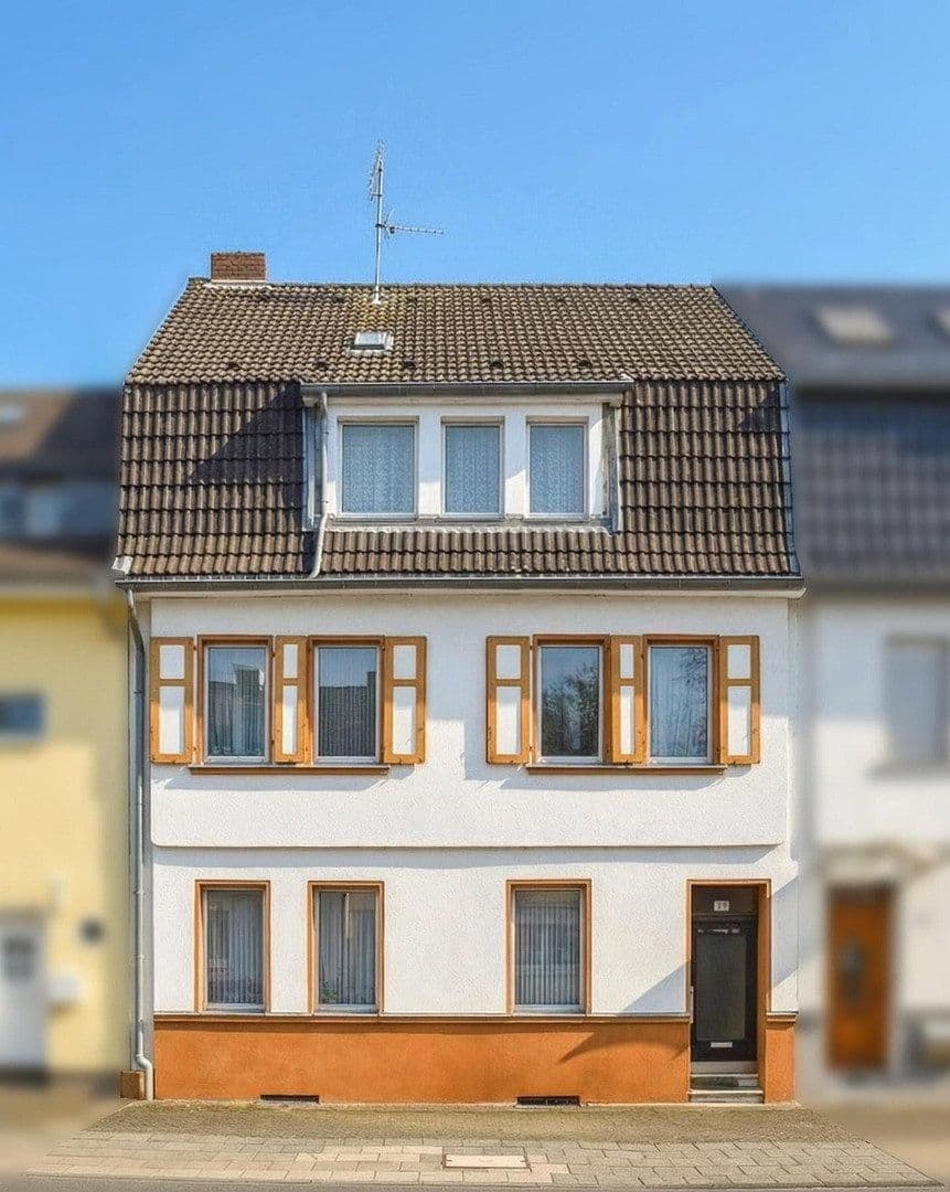 Prodej domu 176 m², pozemek 657 m², Gemarkenstraße 35, Köln - Dellbrück, Severní Porýní-Vestfálsko Prodej domu 176 m², pozemek 657 m², Gemarkenstraße 35, Köln - Dellbrück, Severní Porýní-Vestfálsko