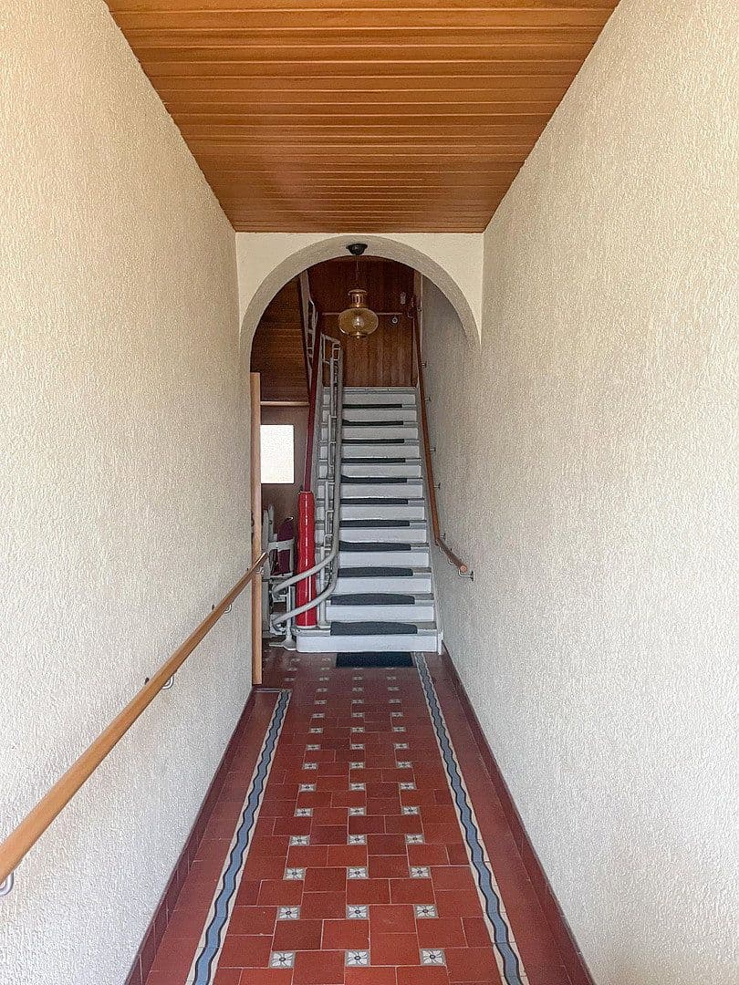 Prodej domu 176 m², pozemek 657 m², Gemarkenstraße 35, Köln - Dellbrück, Severní Porýní-Vestfálsko Prodej domu 176 m², pozemek 657 m², Gemarkenstraße 35, Köln - Dellbrück, Severní Porýní-Vestfálsko