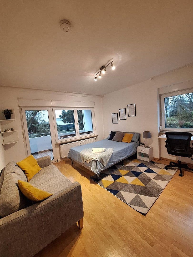 Pronájem bytu 3+1 77 m², Hans-Thoma-Str. 72, Heidelberg, Bádensko-Württembersko Pronájem bytu 3+1 77 m², Hans-Thoma-Str. 72, Heidelberg, Bádensko-Württembersko