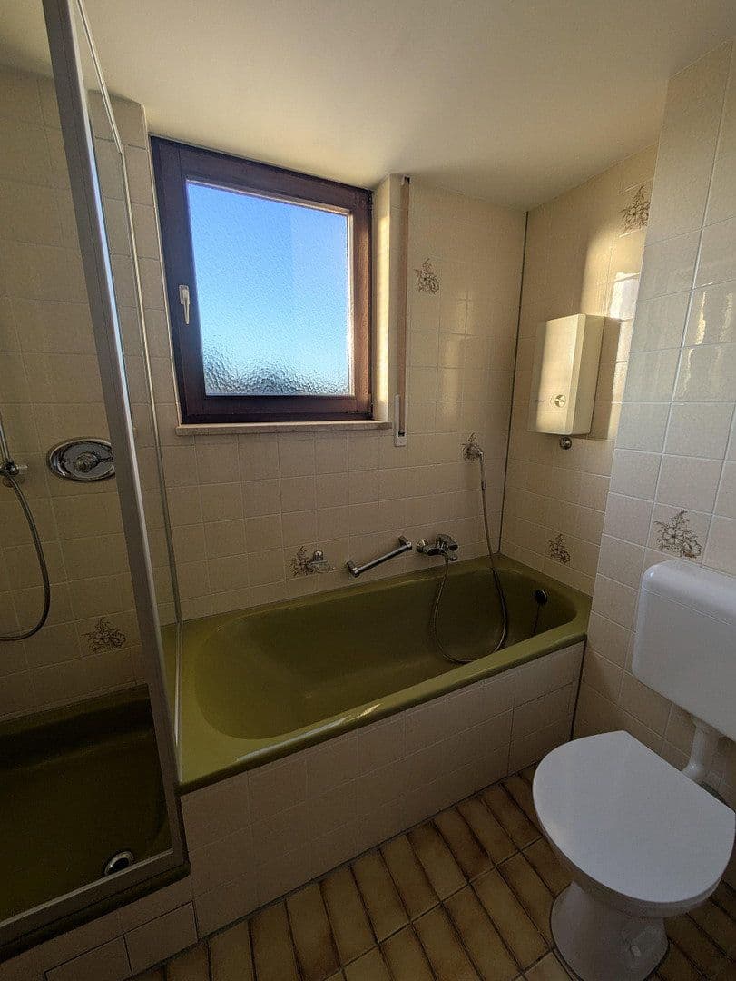 Pronájem bytu 2+1 61 m², Happurger Straße 4, Nürnberg, Bavorsko Pronájem bytu 2+1 61 m², Happurger Straße 4, Nürnberg, Bavorsko