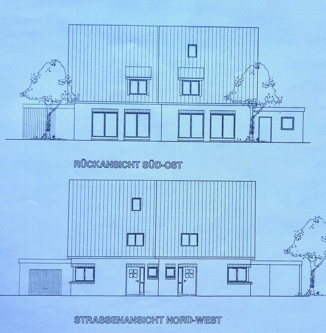 Prodej domu 148 m², pozemek 399 m², Thüringer Straße 25, Rastede, Dolní Sasko Prodej domu 148 m², pozemek 399 m², Thüringer Straße 25, Rastede, Dolní Sasko