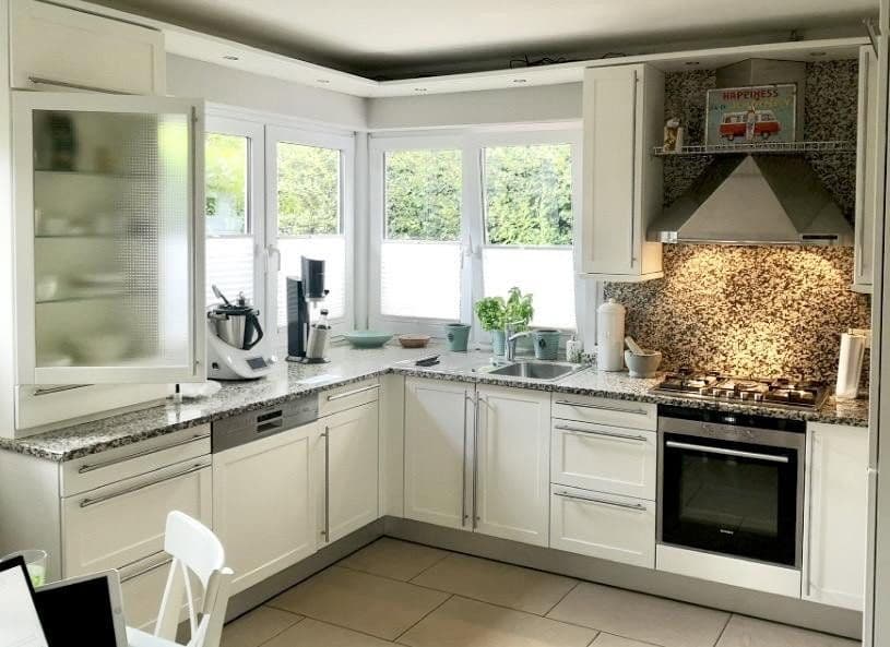 Prodej domu 148 m², pozemek 399 m², Thüringer Straße 25, Rastede, Dolní Sasko Prodej domu 148 m², pozemek 399 m², Thüringer Straße 25, Rastede, Dolní Sasko