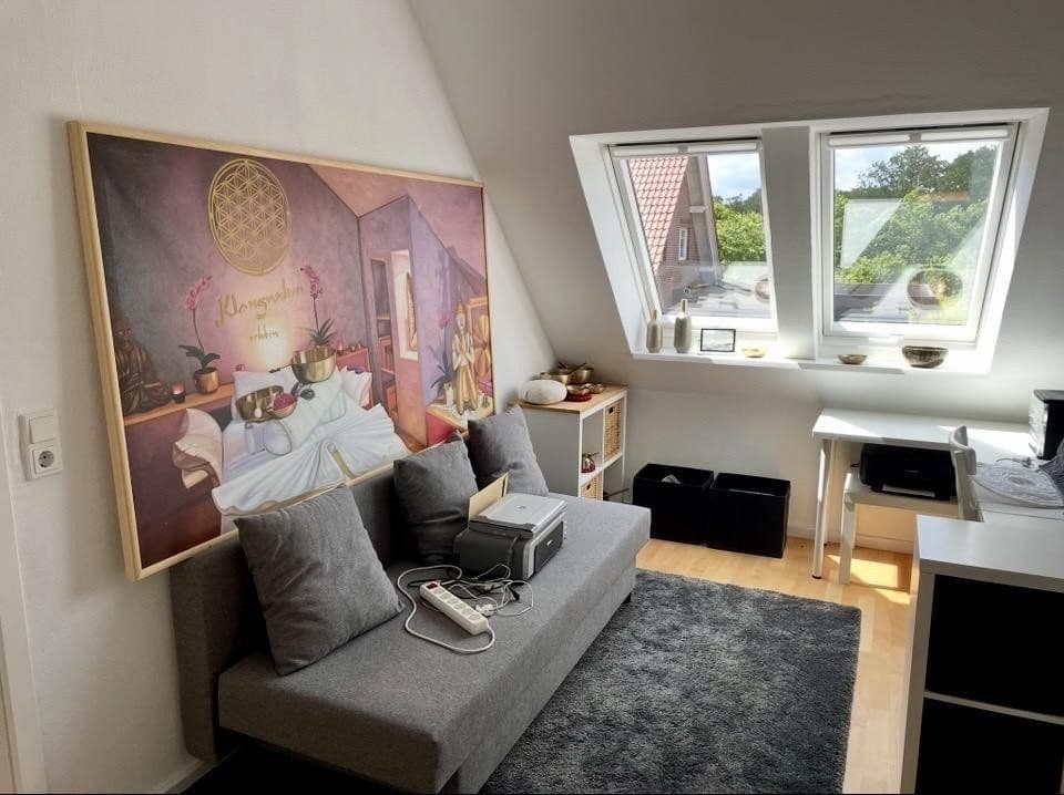 Prodej domu 148 m², pozemek 399 m², Thüringer Straße 25, Rastede, Dolní Sasko Prodej domu 148 m², pozemek 399 m², Thüringer Straße 25, Rastede, Dolní Sasko