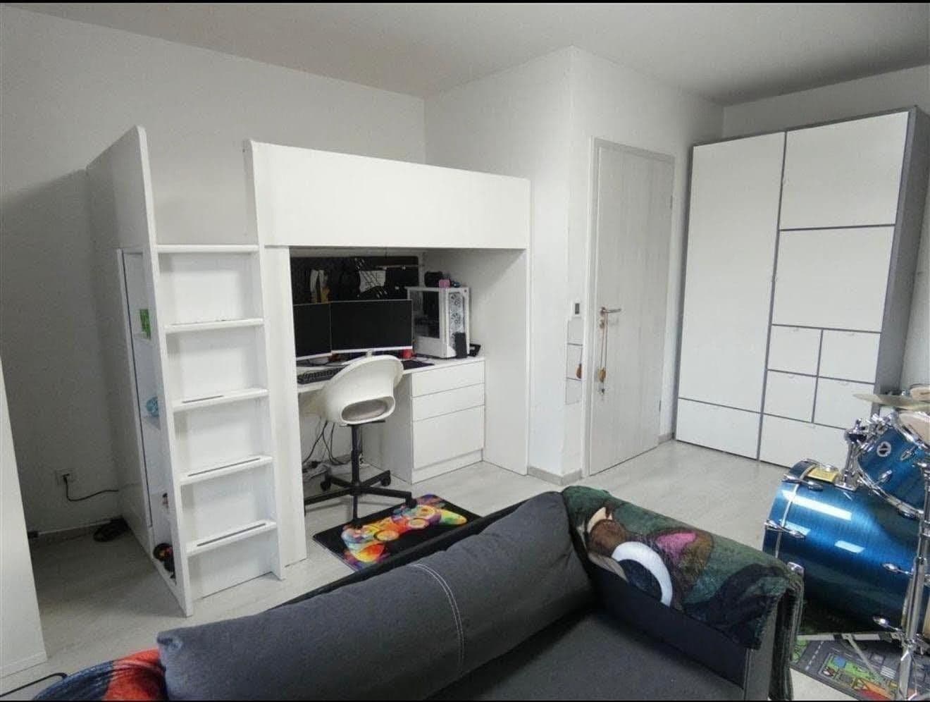 Prodej domu 193 m², pozemek 563 m², Raphaelstraße 1a, Dentlein am Forst, Bavorsko Prodej domu 193 m², pozemek 563 m², Raphaelstraße 1a, Dentlein am Forst, Bavorsko