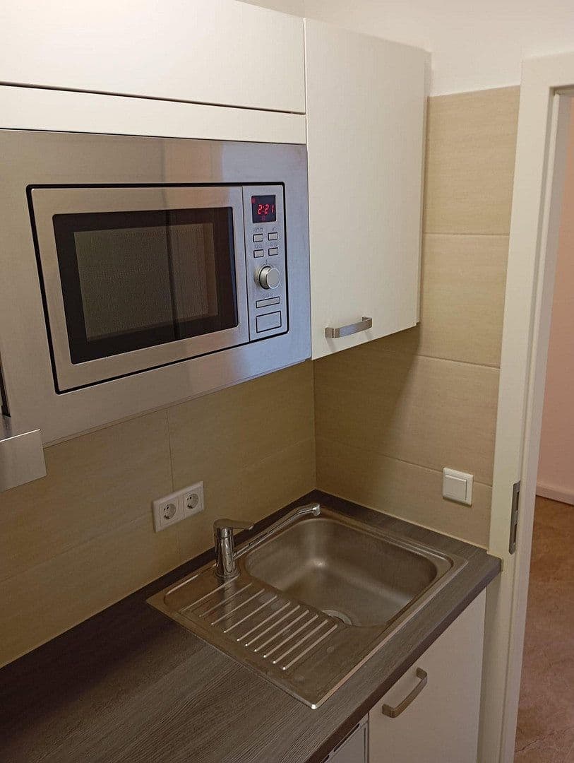 Pronájem bytu 1+1 35 m², Collinistraße 5, Mannheim, Bádensko-Württembersko Pronájem bytu 1+1 35 m², Collinistraße 5, Mannheim, Bádensko-Württembersko