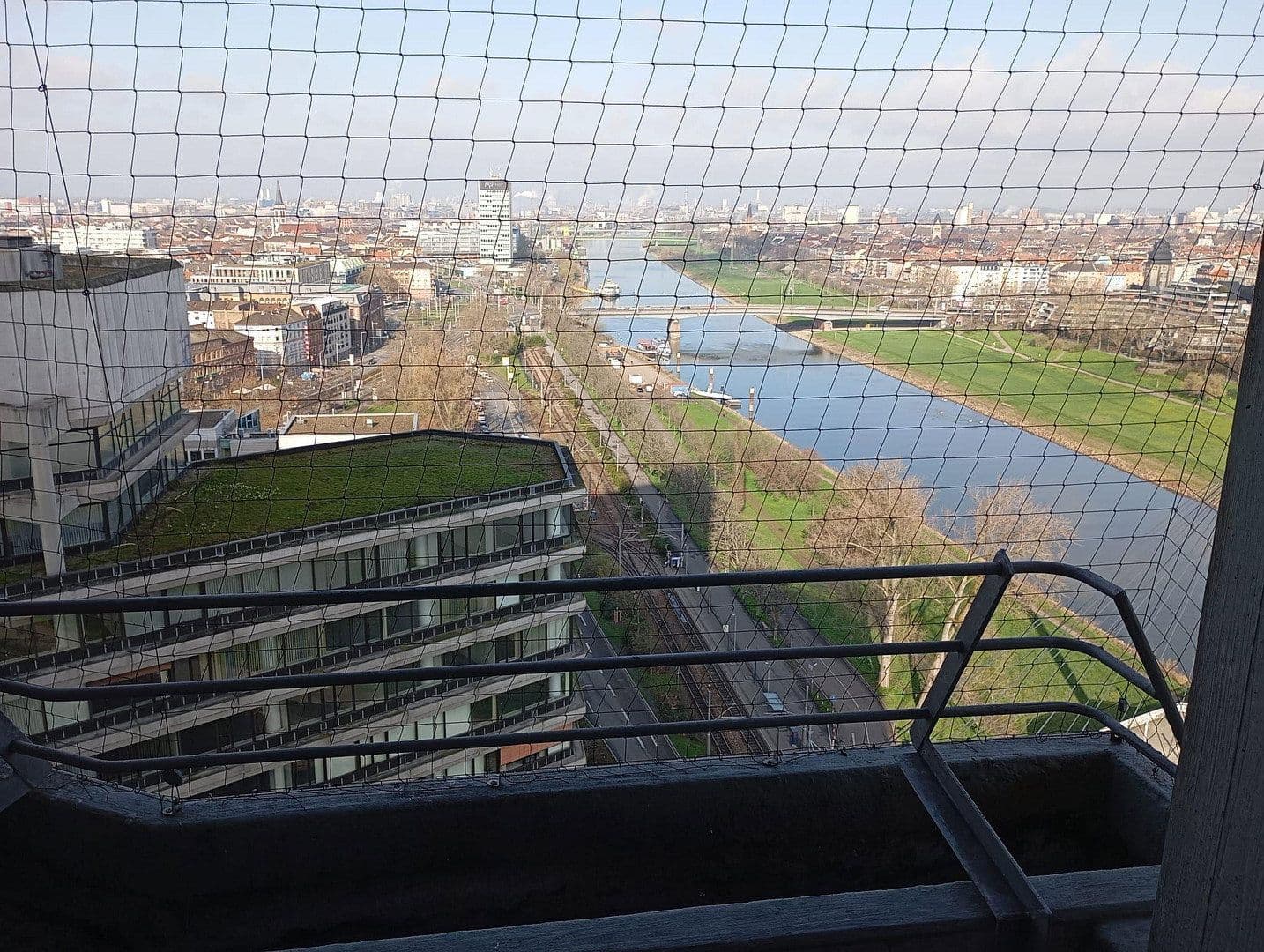 Pronájem bytu 1+1 35 m², Collinistraße 5, Mannheim, Bádensko-Württembersko Pronájem bytu 1+1 35 m², Collinistraße 5, Mannheim, Bádensko-Württembersko