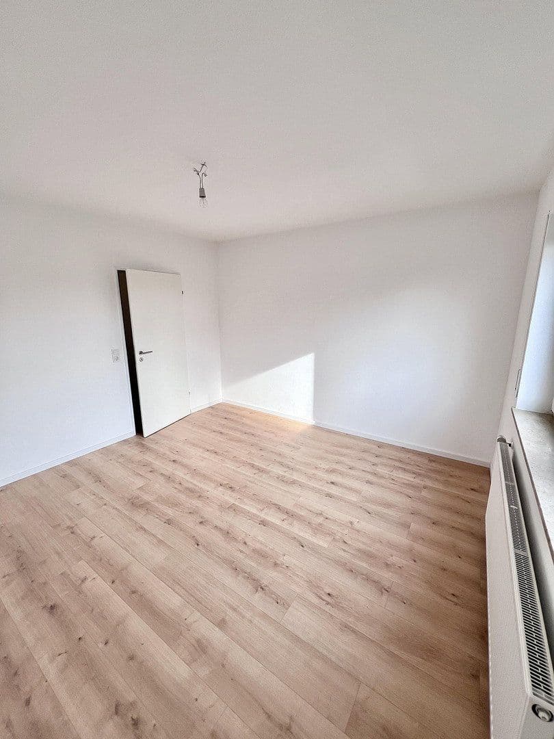 Pronájem bytu 3+1 78 m², Fürth, Bavorsko Pronájem bytu 3+1 78 m², Fürth, Bavorsko