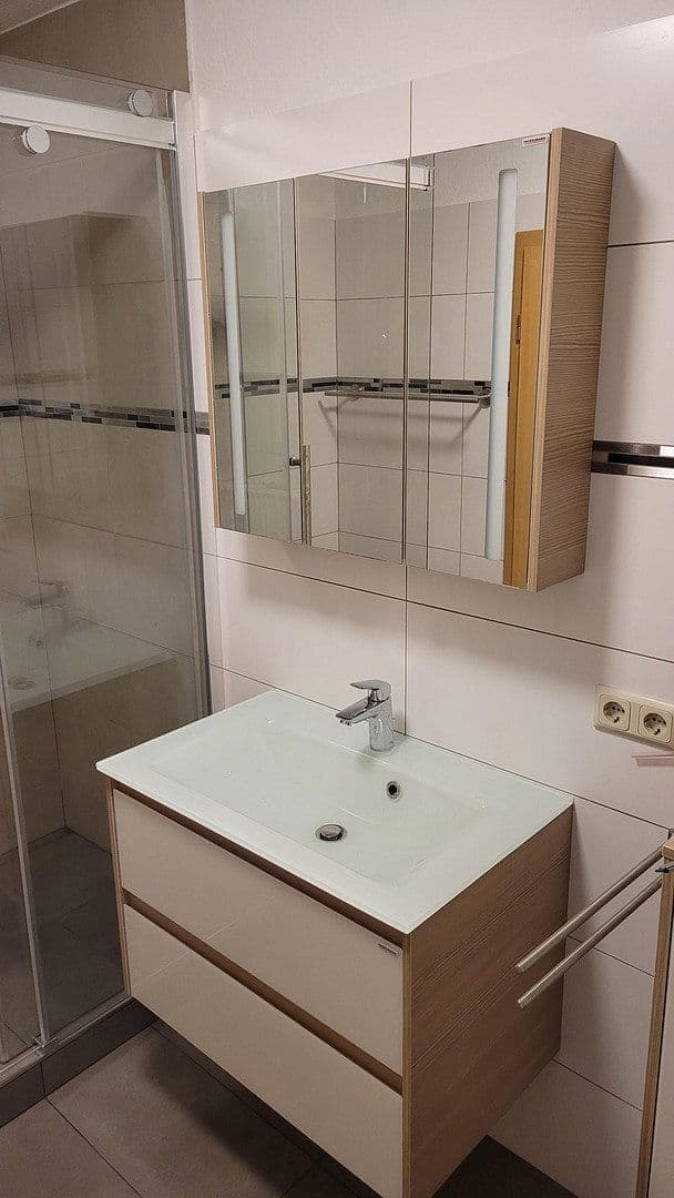 Prodej domu 118 m², pozemek 134 m², Darmstadt-Eberstadt, Hessen Prodej domu 118 m², pozemek 134 m², Darmstadt-Eberstadt, Hessen