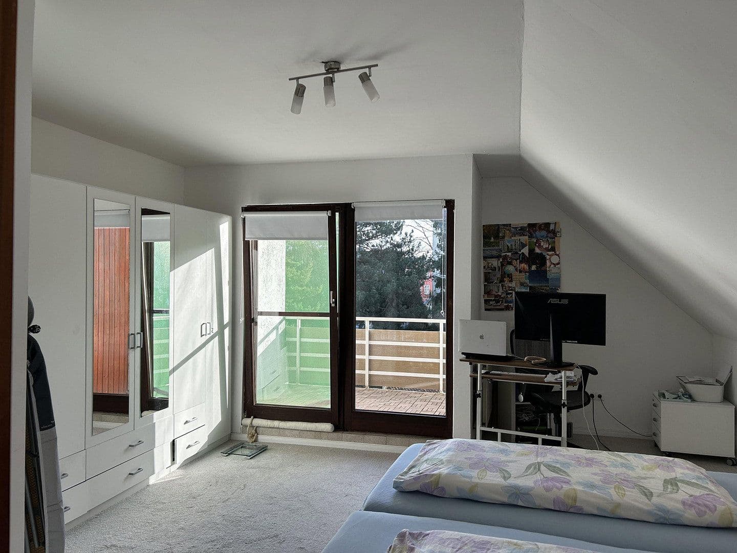 Prodej domu 128 m², pozemek 288 m², Berlin, Berlín Prodej domu 128 m², pozemek 288 m², Berlin, Berlín