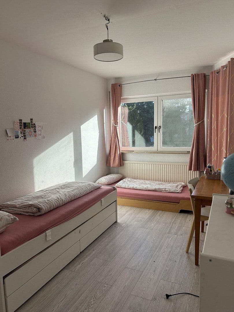 Prodej domu 128 m², pozemek 288 m², Berlin, Berlín Prodej domu 128 m², pozemek 288 m², Berlin, Berlín