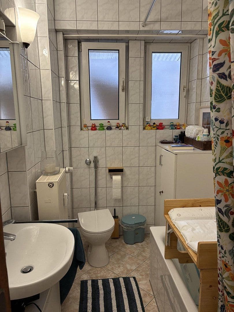 Pronájem bytu 4+1 85 m², Aschaffenburg, Bavorsko Pronájem bytu 4+1 85 m², Aschaffenburg, Bavorsko