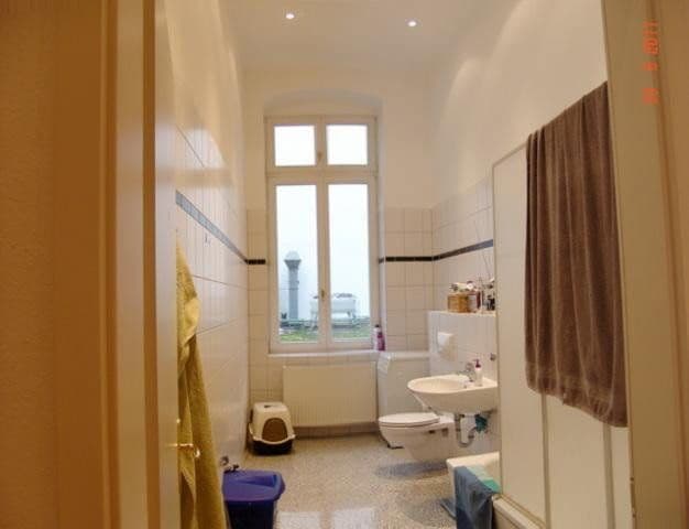 Prodej bytu 2+1 66 m², Chausseestr. 9, Berlin, Berlín Prodej bytu 2+1 66 m², Chausseestr. 9, Berlin, Berlín