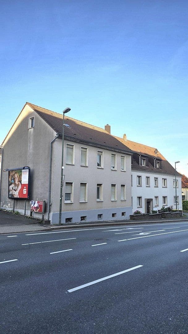 Prodej domu 594 m², pozemek 750 m², Heedfelder Straße 86a-88, Lüdenscheid, Severní Porýní-Vestfálsko Prodej domu 594 m², pozemek 750 m², Heedfelder Straße 86a-88, Lüdenscheid, Severní Porýní-Vestfálsko