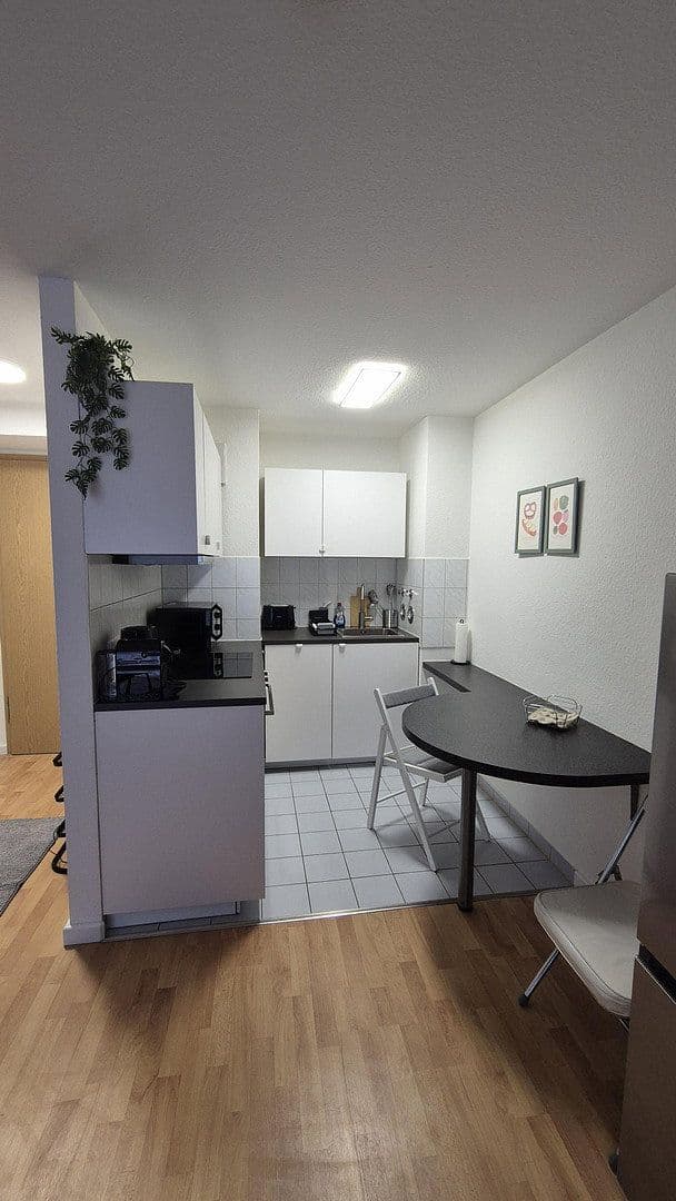 Pronájem bytu 1+1 31 m², Nürtingen, Bádensko-Württembersko Pronájem bytu 1+1 31 m², Nürtingen, Bádensko-Württembersko