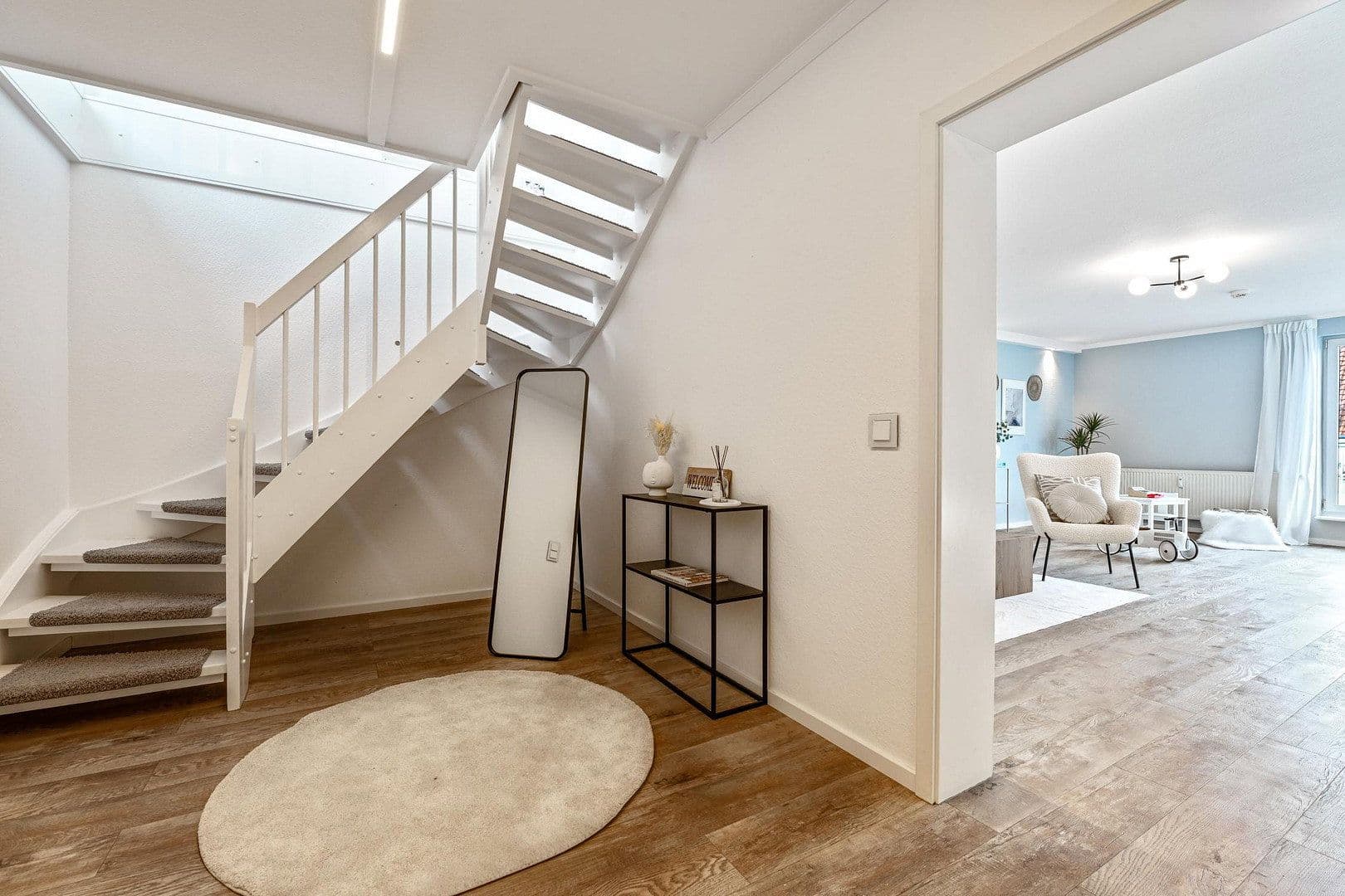 Prodej bytu 5+1 176 m², Hamburg, Hamburg Prodej bytu 5+1 176 m², Hamburg, Hamburg