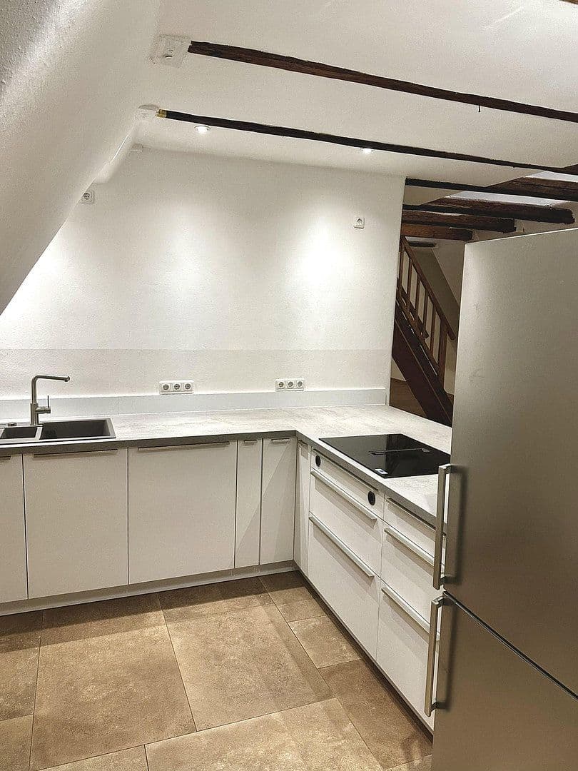 Pronájem bytu 3+1 125 m², Mittlerer Kaulberg 37, Bamberg, Bavorsko Pronájem bytu 3+1 125 m², Mittlerer Kaulberg 37, Bamberg, Bavorsko