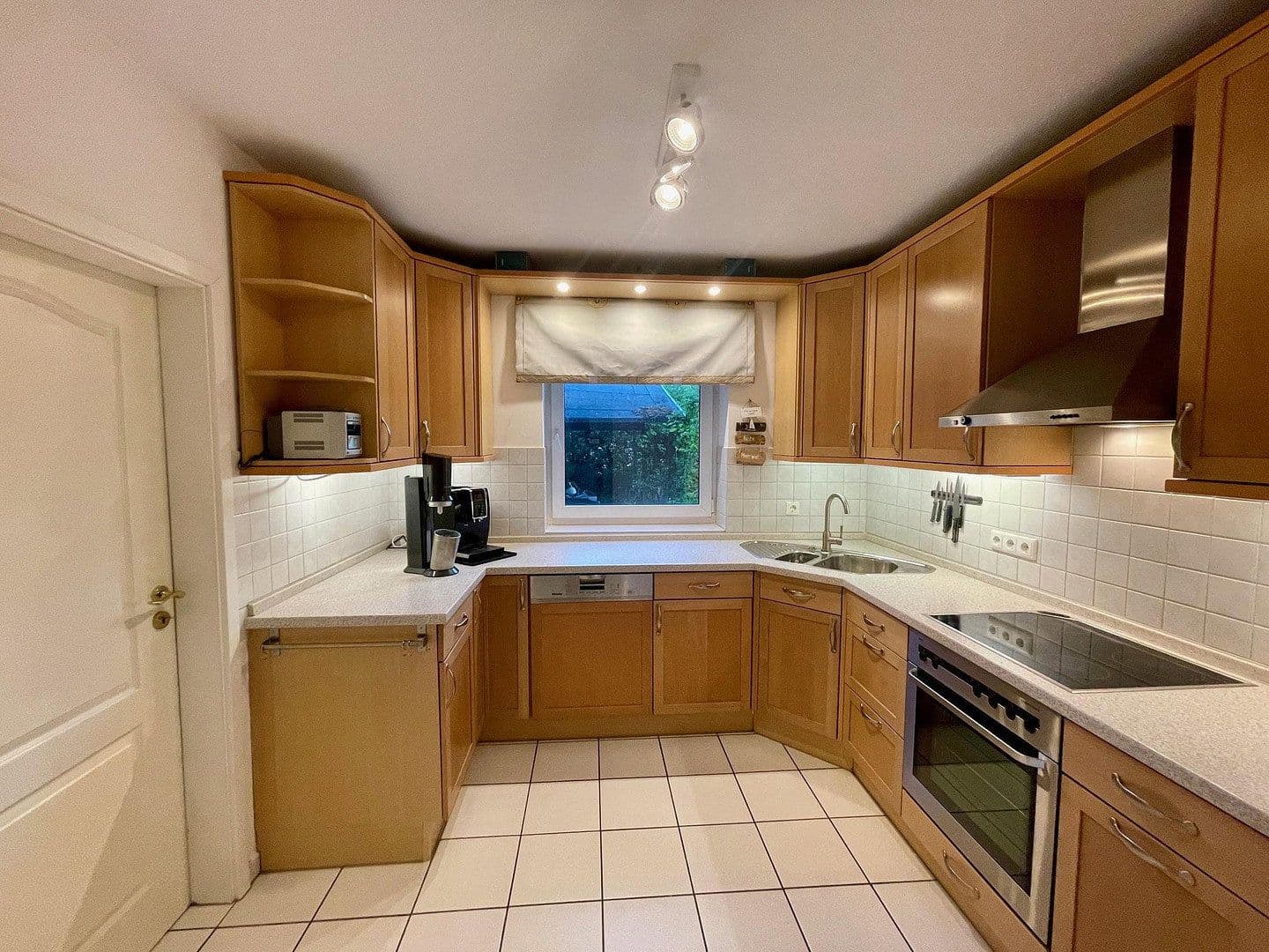 Prodej domu 125 m², pozemek 365 m², Hamburger Str. 22a, Seth, Šlesvicko-Holštýnsko Prodej domu 125 m², pozemek 365 m², Hamburger Str. 22a, Seth, Šlesvicko-Holštýnsko