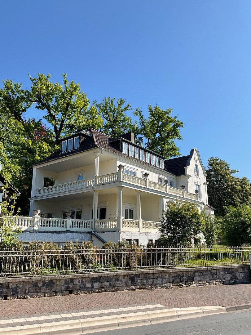 Prodej domu 800 m², pozemek 3.821 m², Bad Karlshafen, Hessen Prodej domu 800 m², pozemek 3.821 m², Bad Karlshafen, Hessen