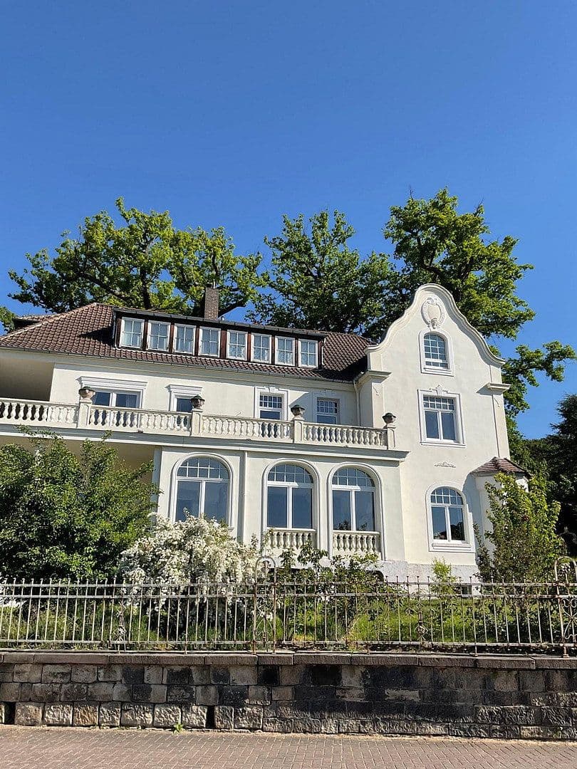 Prodej domu 800 m², pozemek 3.821 m², Bad Karlshafen, Hessen Prodej domu 800 m², pozemek 3.821 m², Bad Karlshafen, Hessen