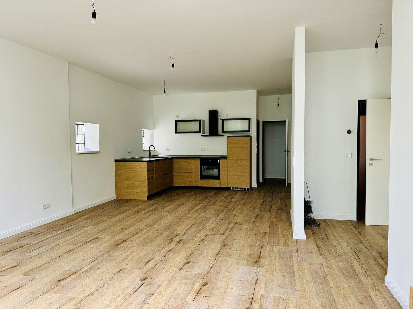 Pronájem bytu 2+1 77 m², Lübeck, Šlesvicko-Holštýnsko Pronájem bytu 2+1 77 m², Lübeck, Šlesvicko-Holštýnsko