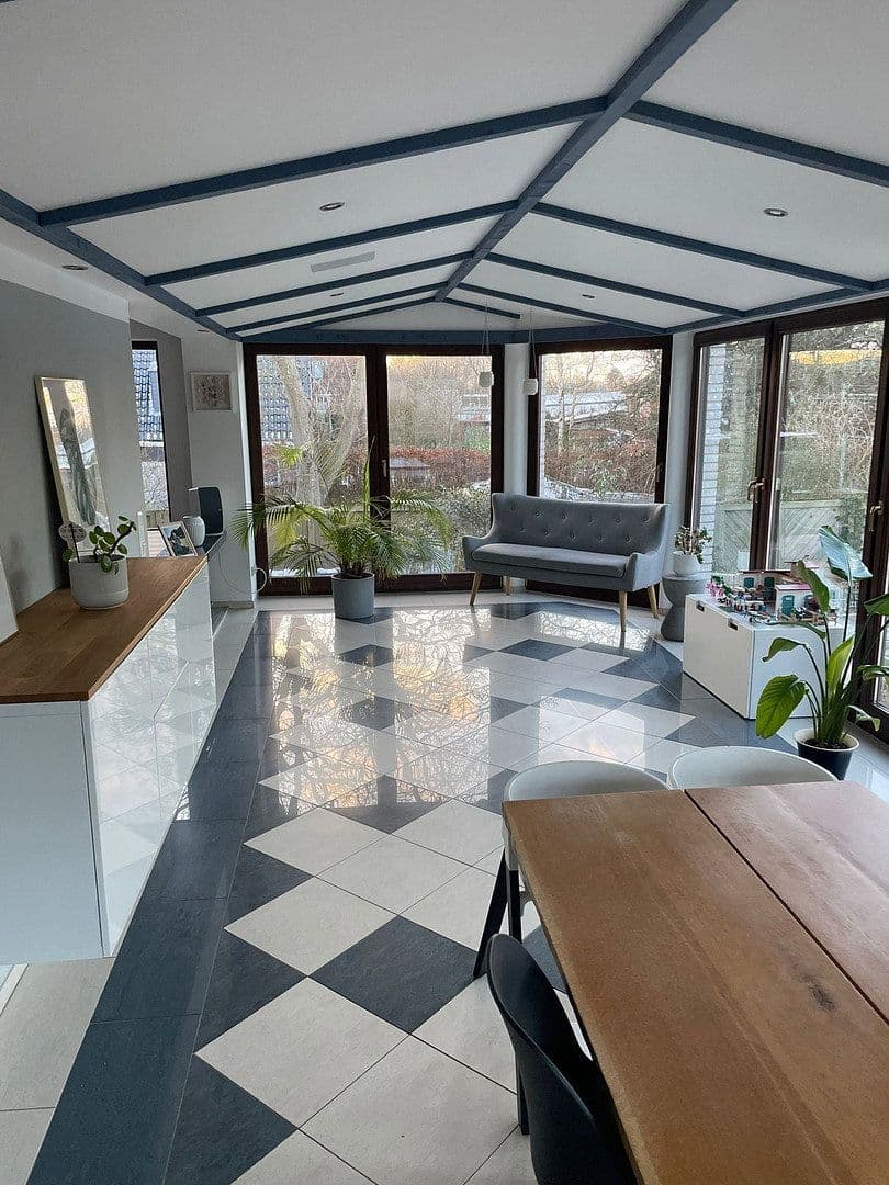 Prodej domu 273 m², pozemek 829 m², Flensburg, Šlesvicko-Holštýnsko Prodej domu 273 m², pozemek 829 m², Flensburg, Šlesvicko-Holštýnsko