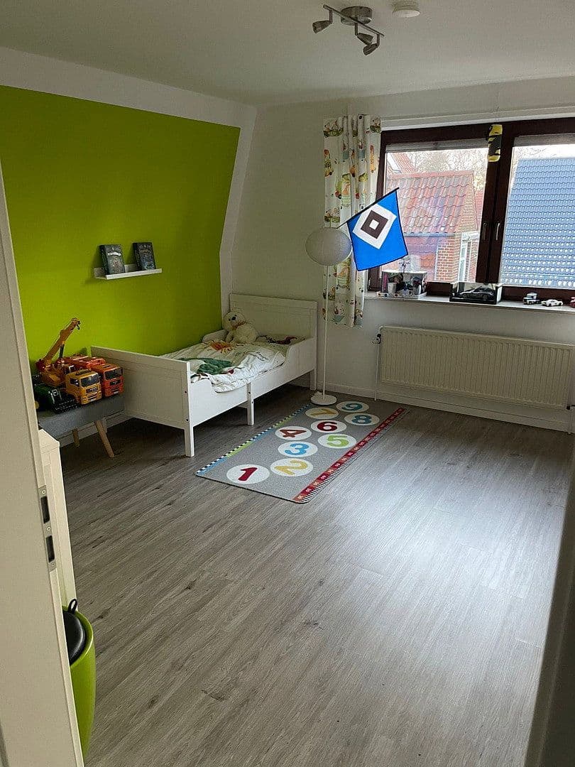 Prodej domu 273 m², pozemek 829 m², Flensburg, Šlesvicko-Holštýnsko Prodej domu 273 m², pozemek 829 m², Flensburg, Šlesvicko-Holštýnsko