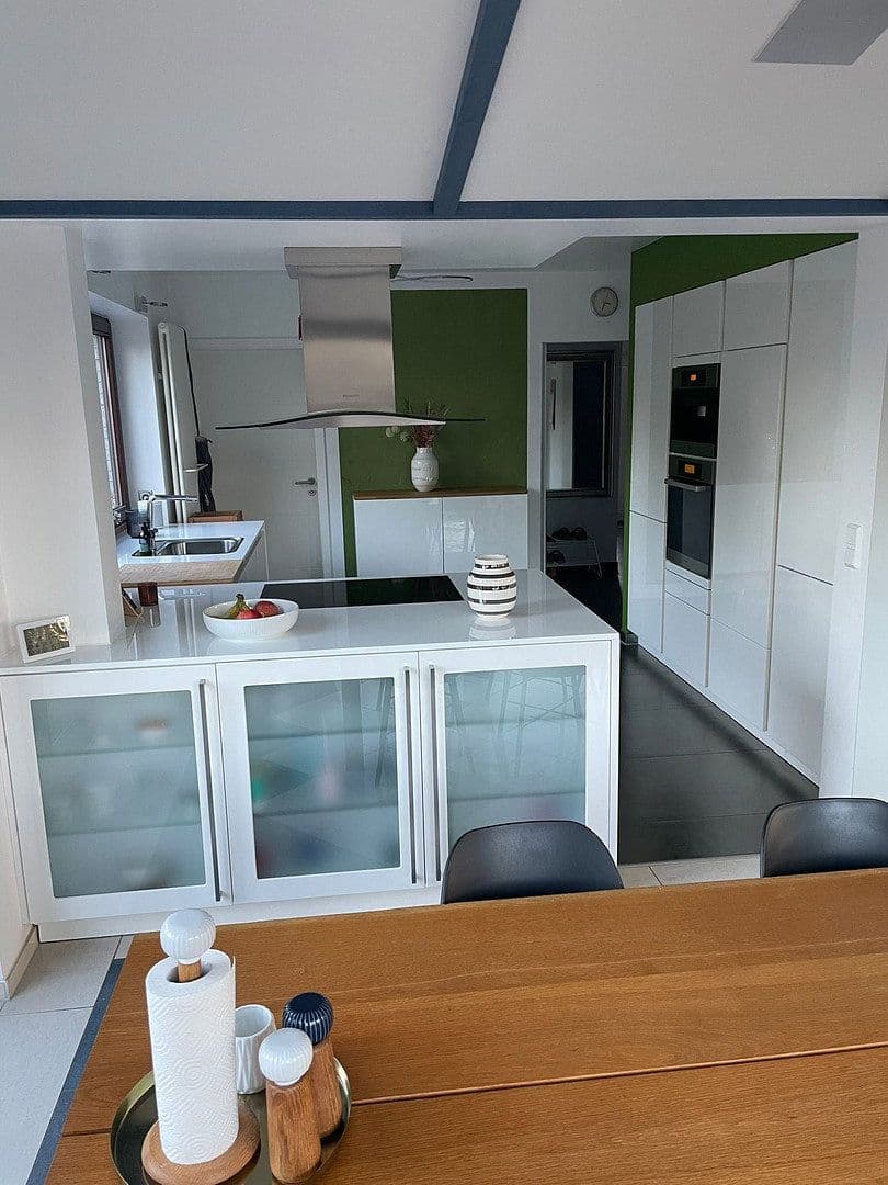 Prodej domu 273 m², pozemek 829 m², Flensburg, Šlesvicko-Holštýnsko Prodej domu 273 m², pozemek 829 m², Flensburg, Šlesvicko-Holštýnsko