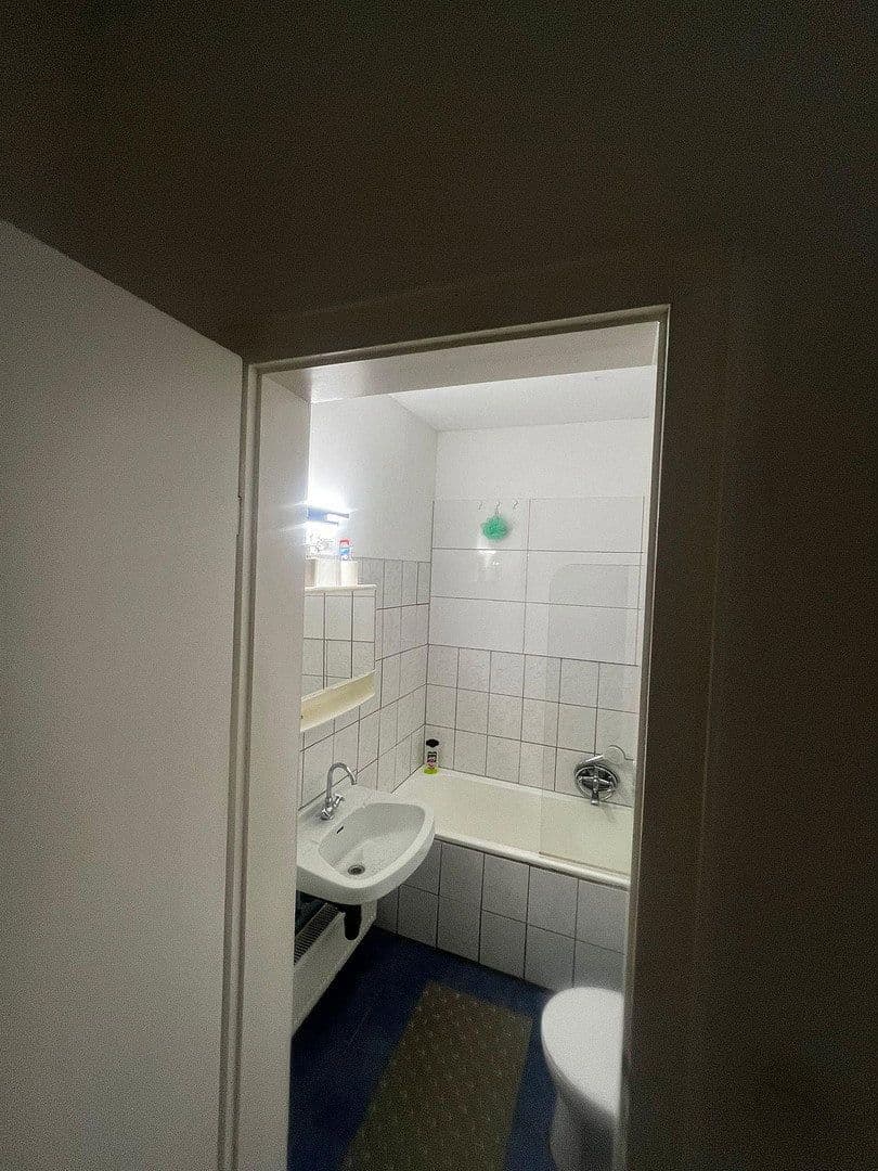 Pronájem bytu 2+1 43 m², Krayer Str. 28, Bochum, Severní Porýní-Vestfálsko Pronájem bytu 2+1 43 m², Krayer Str. 28, Bochum, Severní Porýní-Vestfálsko