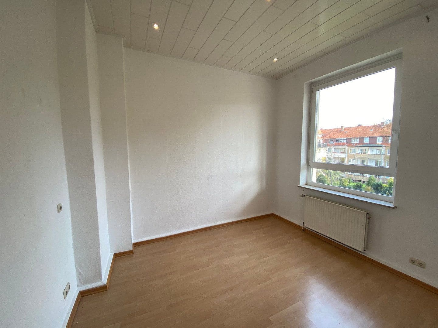 Pronájem bytu 3+1 94 m², Orleonstr. 54, Hildesheim, Dolní Sasko Pronájem bytu 3+1 94 m², Orleonstr. 54, Hildesheim, Dolní Sasko