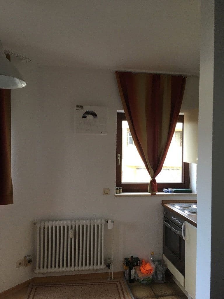 Pronájem bytu 1+1 28 m², Schlehenweg 2, Bonn, Severní Porýní-Vestfálsko Pronájem bytu 1+1 28 m², Schlehenweg 2, Bonn, Severní Porýní-Vestfálsko