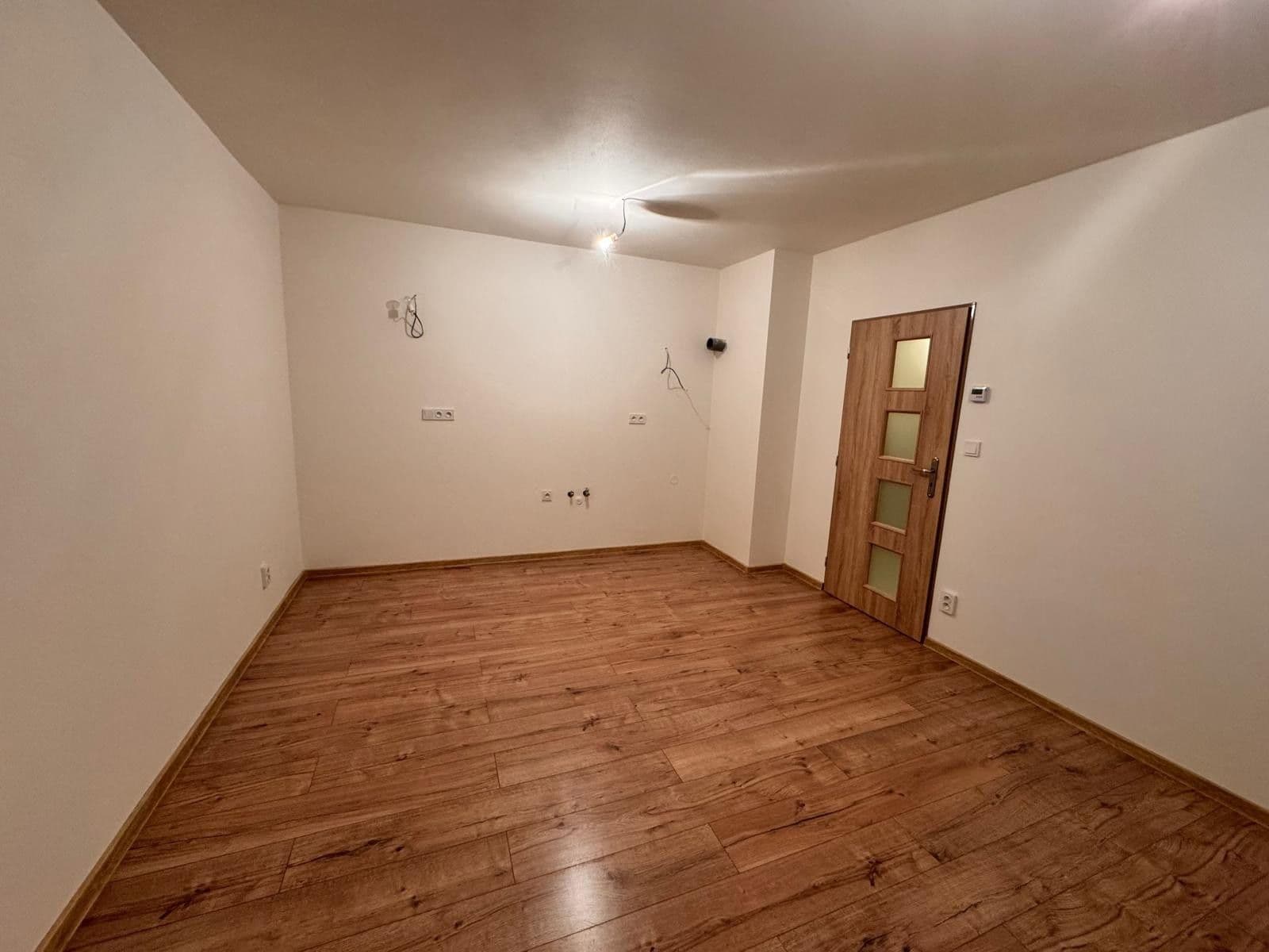 Prodej bytu 2+kk 44 m², Malátova, Městec Králové, Středočeský kraj Prodej bytu 2+kk 44 m², Malátova, Městec Králové, Středočeský kraj