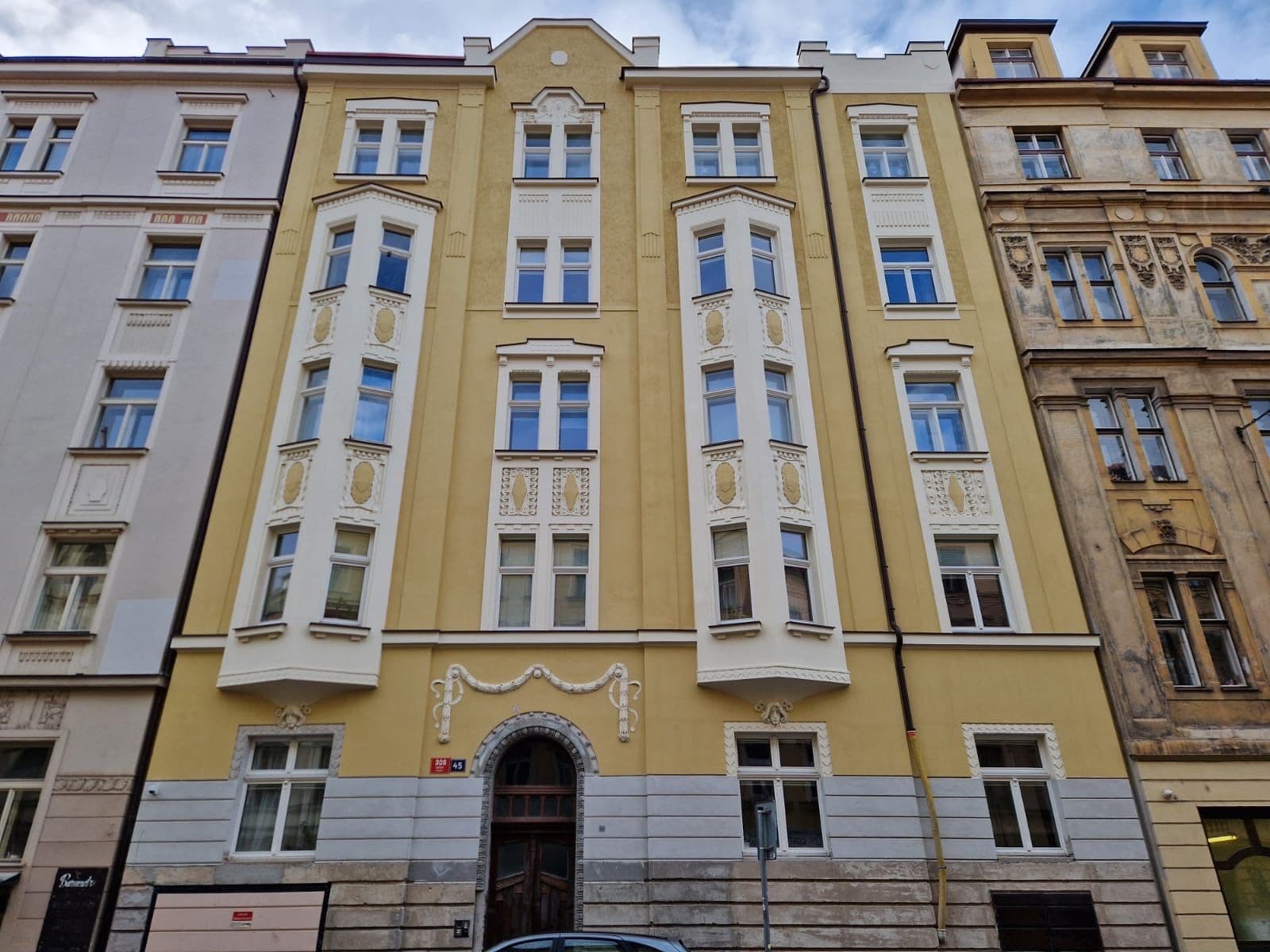 Pronájem bytu 2+kk 55 m², Kamenická, Praha, Praha Pronájem bytu 2+kk 55 m², Kamenická, Praha, Praha