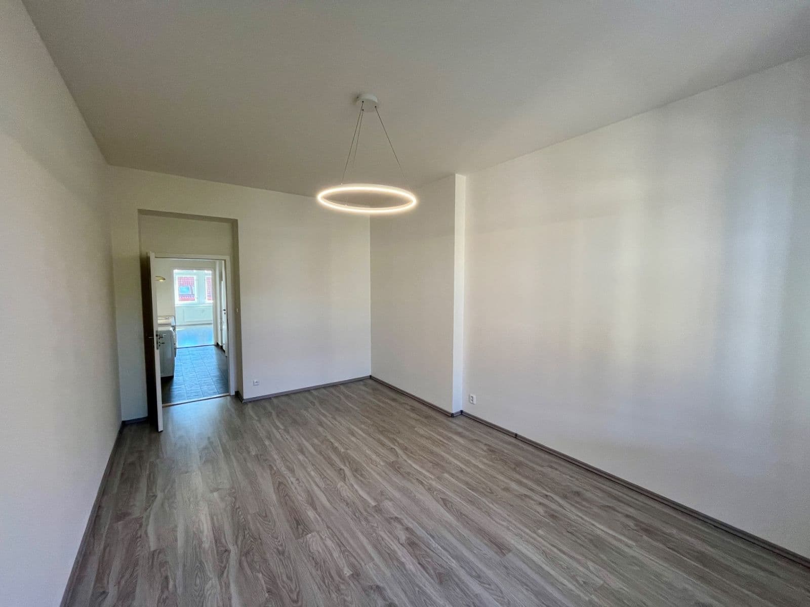 Pronájem bytu 2+kk 55 m², Kamenická, Praha, Praha Pronájem bytu 2+kk 55 m², Kamenická, Praha, Praha