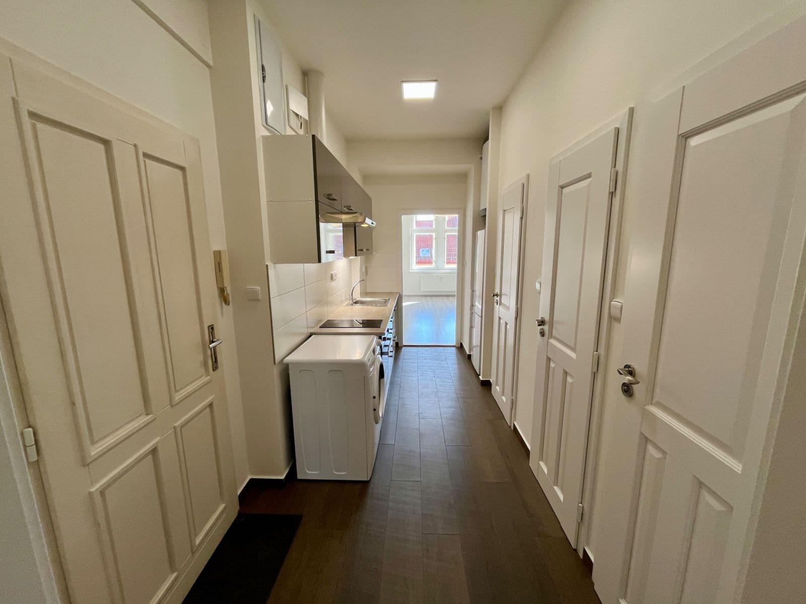 Pronájem bytu 2+kk 55 m², Kamenická, Praha, Praha Pronájem bytu 2+kk 55 m², Kamenická, Praha, Praha