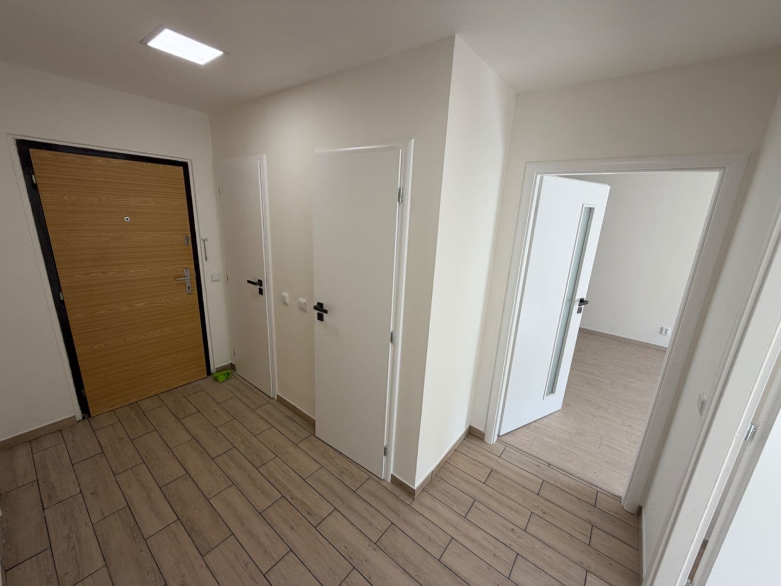 Pronájem bytu 2+kk 43 m², Váňova, Kladno, Středočeský kraj Pronájem bytu 2+kk 43 m², Váňova, Kladno, Středočeský kraj